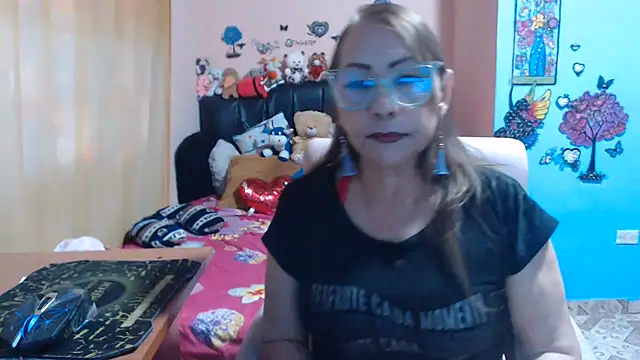 Snapshot of milfeddy_ chatting on June 2026 09:21:02 PM milfeddy online show from June 2026 09:21:02 PM