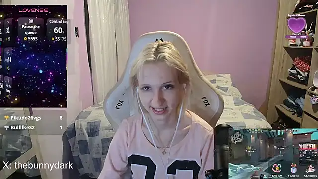 Snapshot of bunnydark00 chatting on April 2026 02:10:01 AM bunnydark00 online show from April 2026 02:10:01 AM