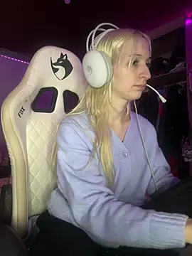 bunnydark00 online show from July 2026 12:04:01 AM