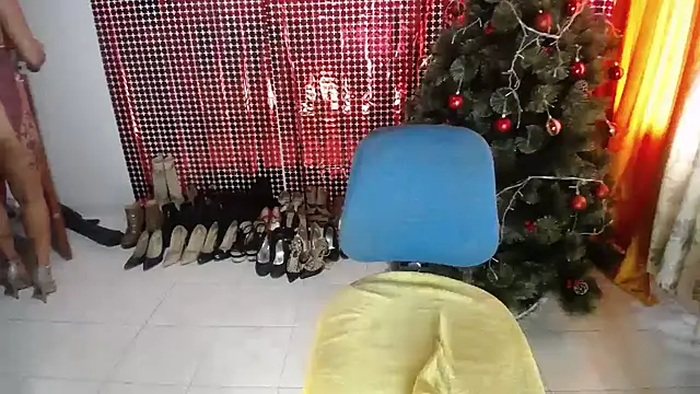 Sweett Anya online show from December 2025 09:43:01 PM