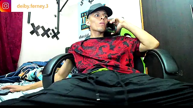 Snapshot of davidlatin66 chatting on January 2025 02:21:02 AM davidlatin66 online show from January 2025 02:21:02 AM