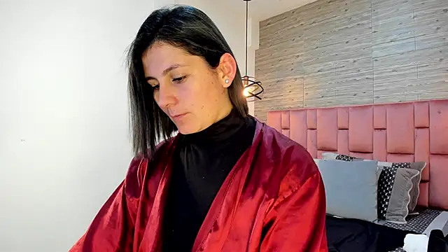 SarahDeyvis online show from March 2025 06:05:02 PM