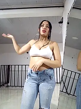 Sofia 888 online show from November 2025 02:33:01 AM