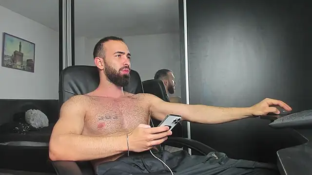 MichaelMasterss online show from February 2025 02:02:01 PM