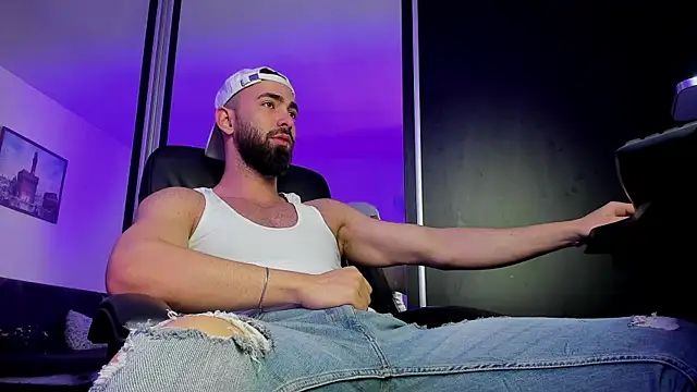 MichaelMasterss online show from February 2025 06:47:02 AM