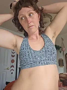 mossy kiss online show from January 2026 07:08:02 PM