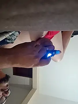 RobertoBuzios22 online show from January 2025 09:54:01 PM