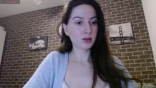  Hot Lady  online show from March 2025 07:37:02 PM