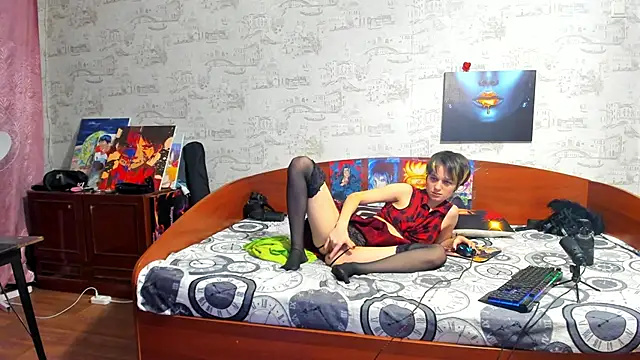 KagamiTayga online show from November 2025 02:47:02 AM