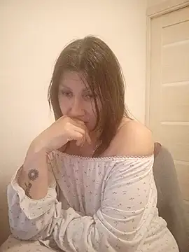 Snapshot of ROXOLANAA_SEXY chatting on February 2026 02:53:01 AM ROXOLANAA SEXY online show from February 2026 02:53:01 AM