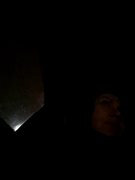 Snapshot of ROXOLANAA_SEXY chatting on February 2026 08:34:01 PM ROXOLANAA SEXY online show from February 2026 08:34:01 PM