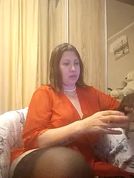 Snapshot of ROXOLANAA_SEXY chatting on February 2026 08:15:01 PM ROXOLANAA SEXY online show from February 2026 08:15:01 PM