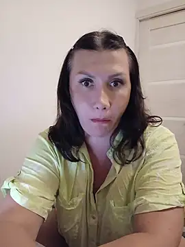 Snapshot of ROXOLANAA_SEXY chatting on June 2026 08:42:01 PM ROXOLANAA SEXY online show from June 2026 08:42:01 PM