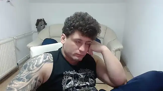 Edmondmyers online show from December 2024 11:38:02 PM