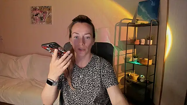 RebeccaMartinez online show from September 2025 10:58:02 AM