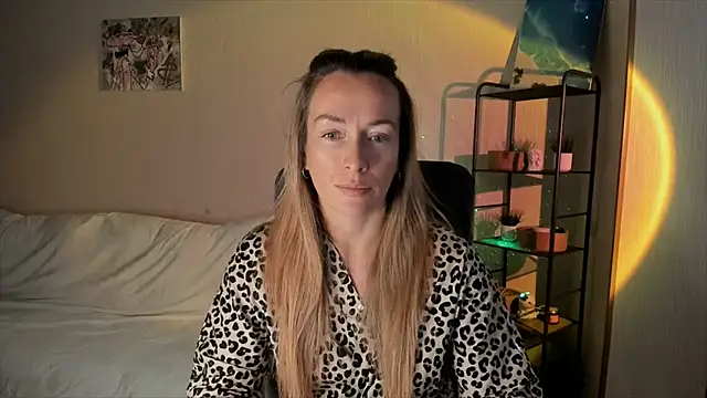 RebeccaMartinez online show from September 2025 07:24:02 AM