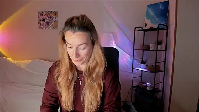 RebeccaMartinez online show from October 2025 11:47:01 AM