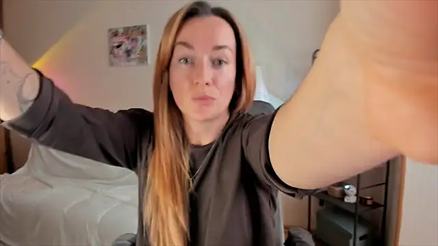 RebeccaMartinez online show from October 2025 08:04:02 AM