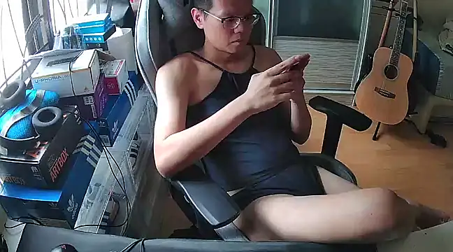 swimsuitloves online show from March 2025 07:31:02 AM