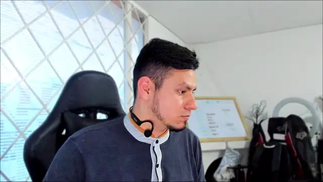 Rick Diesel  online show from December 2024 11:07:01 AM