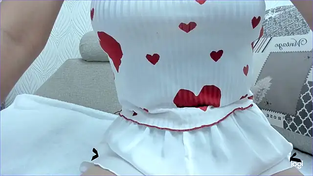 Hanah cho cho online show from November 2025 06:01:01 AM