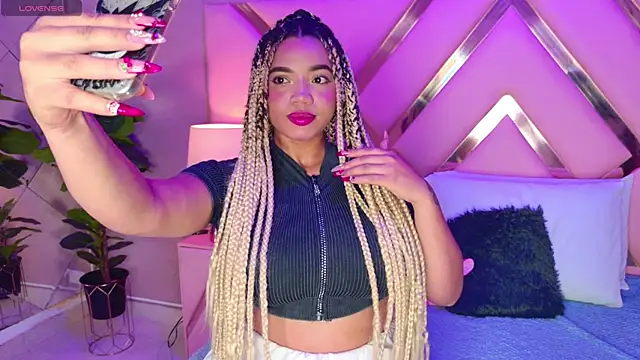 MalaikaBrown online show from January 2026 04:14:01 AM