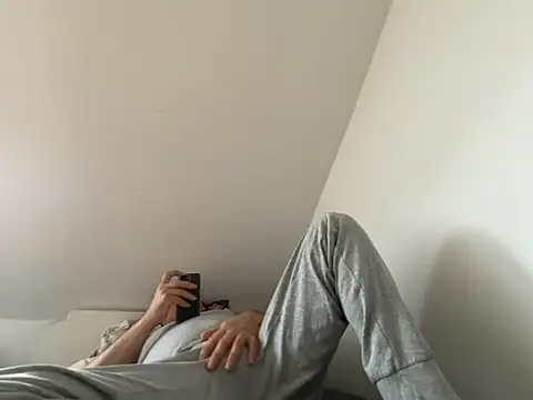 vanjbi45 online show from February 2026 02:02:02 PM