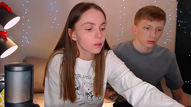 juliaanddima online show from February 2025 12:49:01 AM