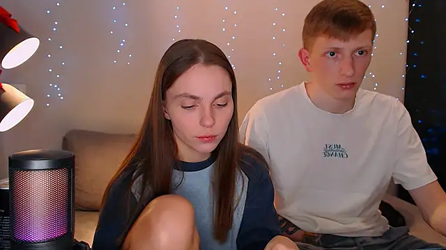 juliaanddima online show from February 2025 08:53:02 PM