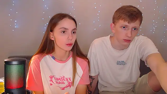 juliaanddima online show from March 2025 09:49:01 PM