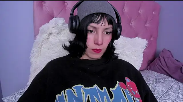 Room312  online show from December 2024 04:30:01 PM