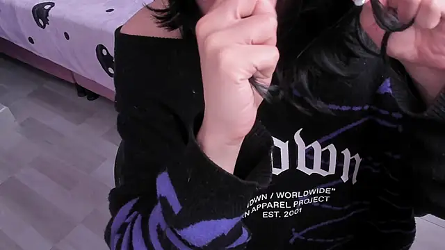 Room312  online show from March 2025 04:00:02 PM