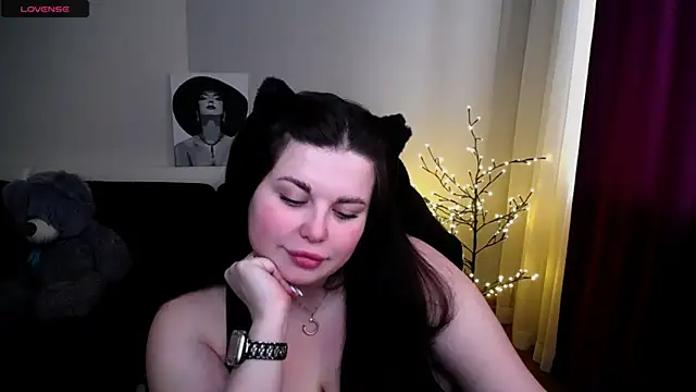 Snapshot of Emily_Mo chatting on February 2025 09:34:02 AM Emily Mo online show from February 2025 09:34:02 AM