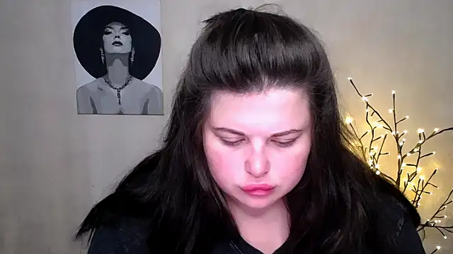Snapshot of Emily_Mo chatting on September 2025 05:51:02 AM Emily Mo online show from September 2025 05:51:02 AM
