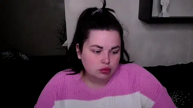 Snapshot of Emily_Mo chatting on October 2025 05:38:02 AM Emily Mo online show from October 2025 05:38:02 AM