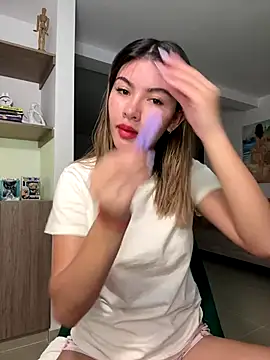 Your Honeey online show from October 2025 03:18:02 AM