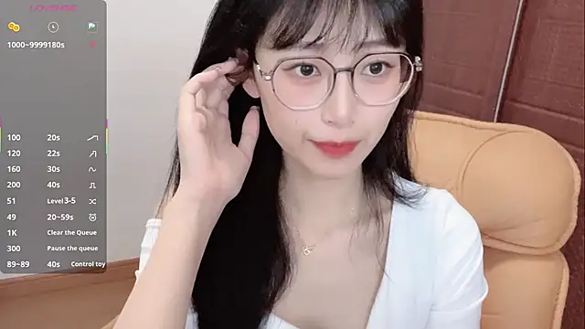 4uoki online show from June 2026 03:06:02 PM