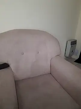 Snapshot of DianiQueenn chatting on December 2025 04:29:02 AM DianiQueenn online show from December 2025 04:29:02 AM