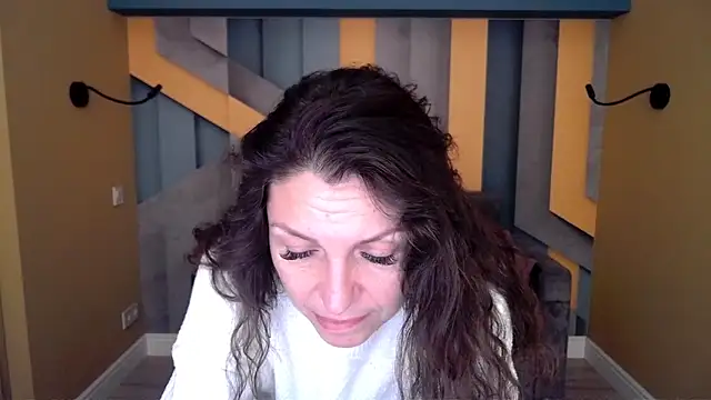 EllaLong online show from February 2026 12:27:01 PM