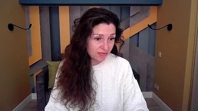 EllaLong online show from March 2026 12:29:01 PM