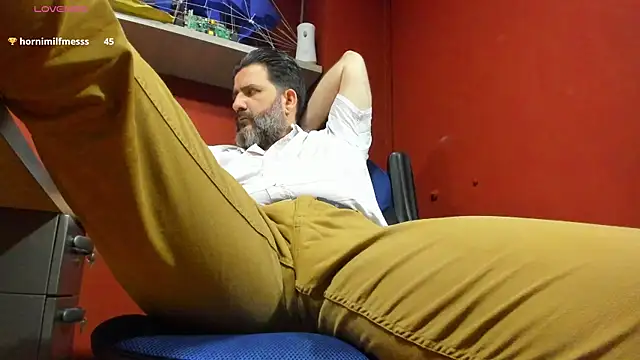 Maxi TheBigDaddy online show from February 2025 03:27:01 PM