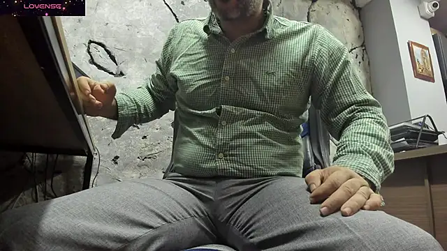 Maxi TheBigDaddy online show from September 2025 01:43:02 PM