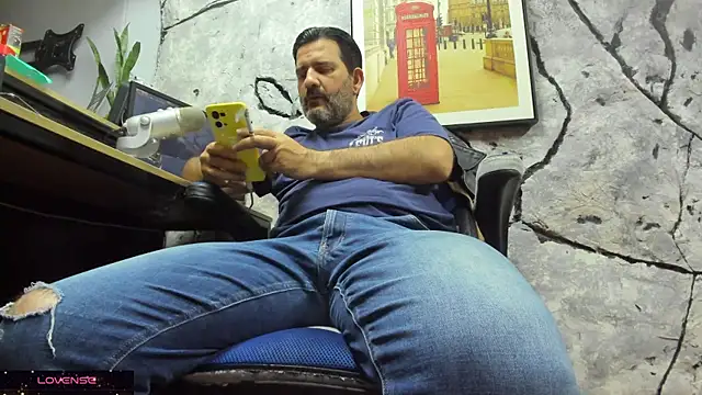 Maxi TheBigDaddy online show from November 2025 05:02:01 PM