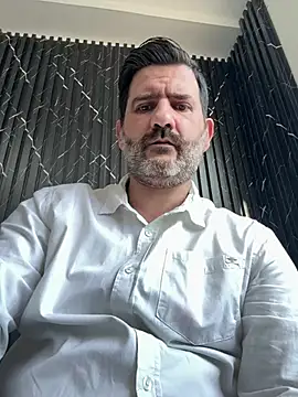 Snapshot of Maxi_TheBigDaddy chatting on July 2026 01:03:01 PM Maxi TheBigDaddy online show from July 2026 01:03:01 PM