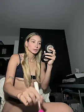 DanikRosse online show from January 2025 03:52:01 AM