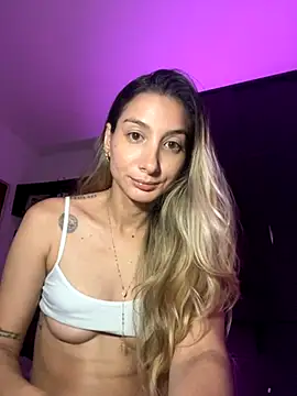 DanikRosse online show from December 2025 04:53:02 AM