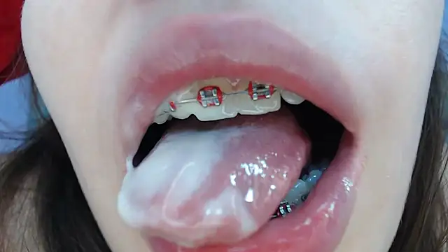 LilaSuni online show from December 2024 03:42:01 PM