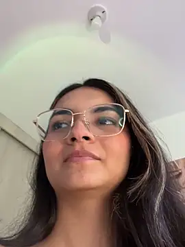 Cat2525 online show from March 2026 07:06:02 PM