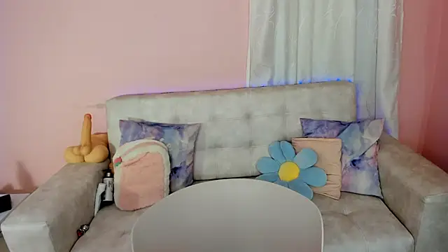 tinysara online show from March 2025 04:49:01 PM