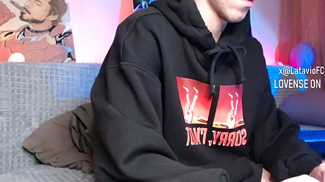 Snapshot of Midnighter_ chatting on January 2025 02:15:02 AM Midnighter  online show from January 2025 02:15:02 AM